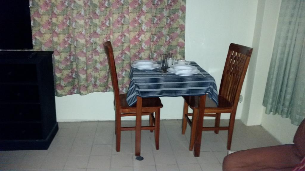 Indogee Apartments Pattaya Extérieur photo