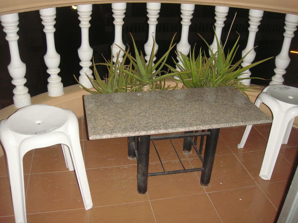 Indogee Apartments Pattaya Extérieur photo
