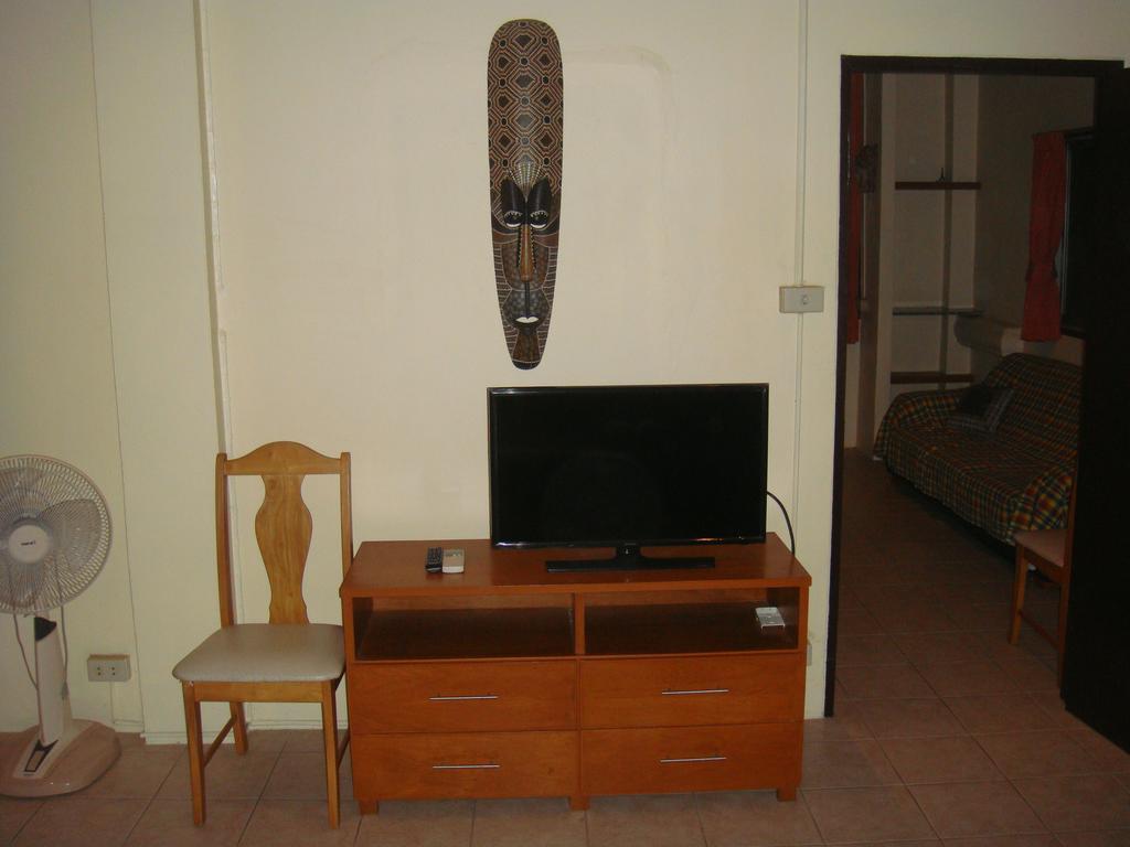 Indogee Apartments Pattaya Extérieur photo