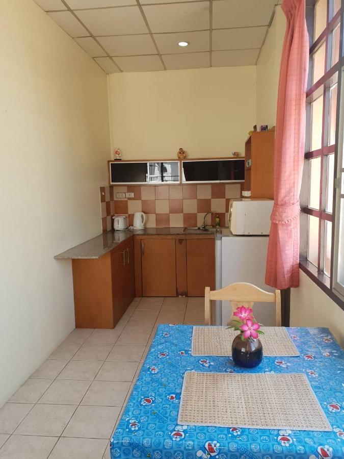 Indogee Apartments Pattaya Extérieur photo